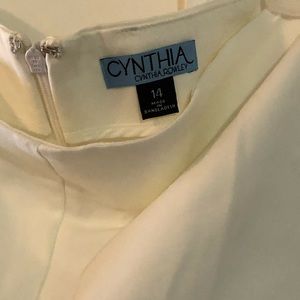 Rafaella lightweight linen/rayon cropped pants. I